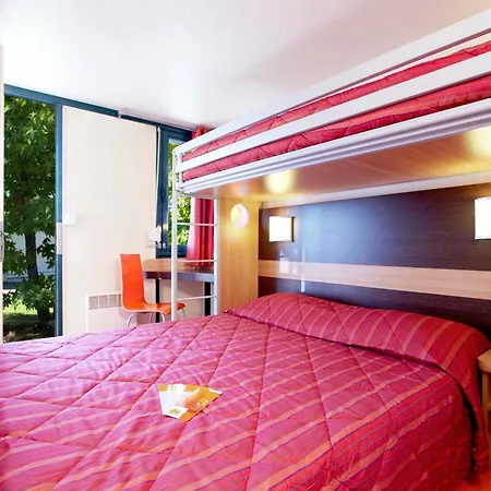 Premiere Classe Ouest - Lomme Hotel