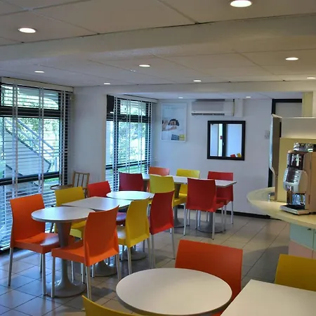 Hotel Premiere Classe Ouest - Lomme